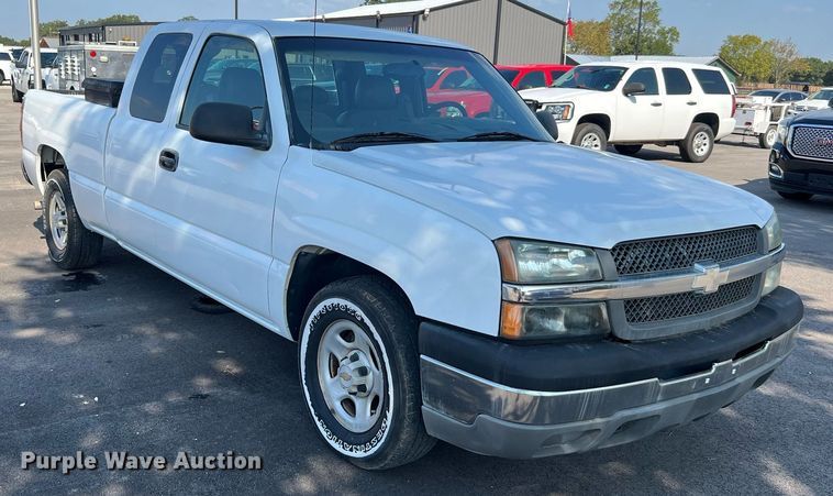 image for item LF9494 2003 Chevrolet Silverado 1500  Ext. Cab pickup truck