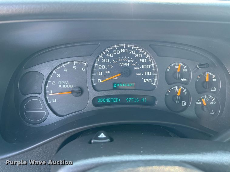 image for item LF9494 2003 Chevrolet Silverado 1500  Ext. Cab pickup truck