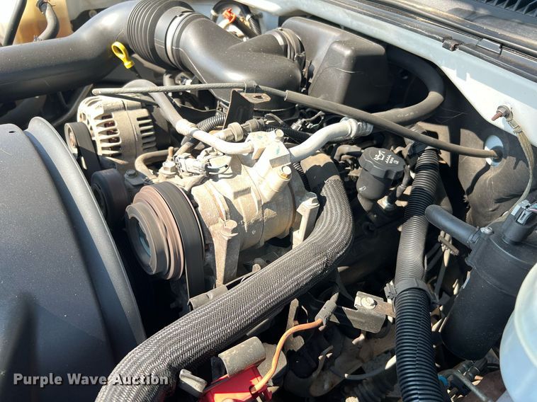 image for item LF9494 2003 Chevrolet Silverado 1500  Ext. Cab pickup truck