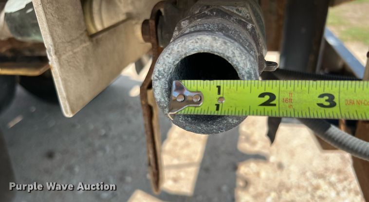 image for item LF9495 2006 International 4200  applicator truck