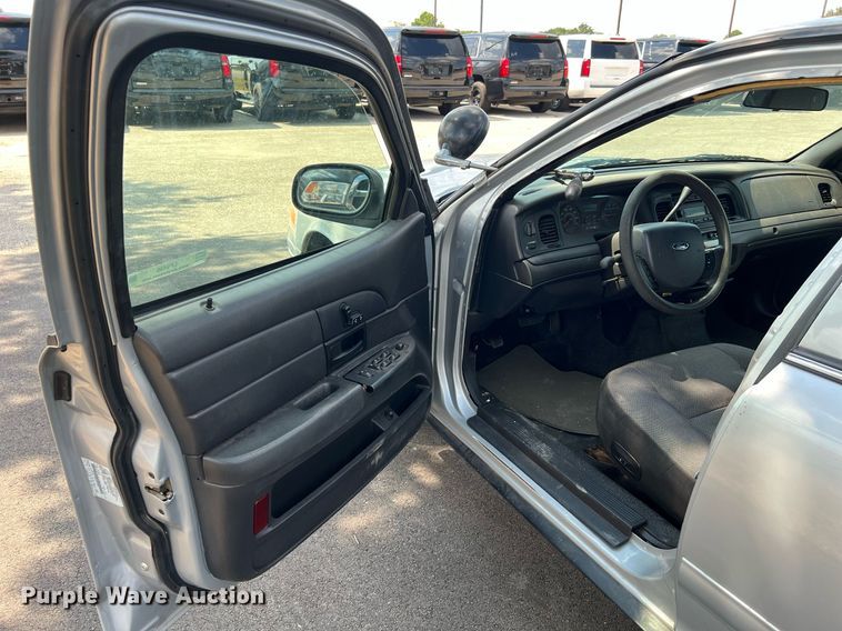 image for item LF9496 2007 Ford Crown Victoria  Police Interceptor