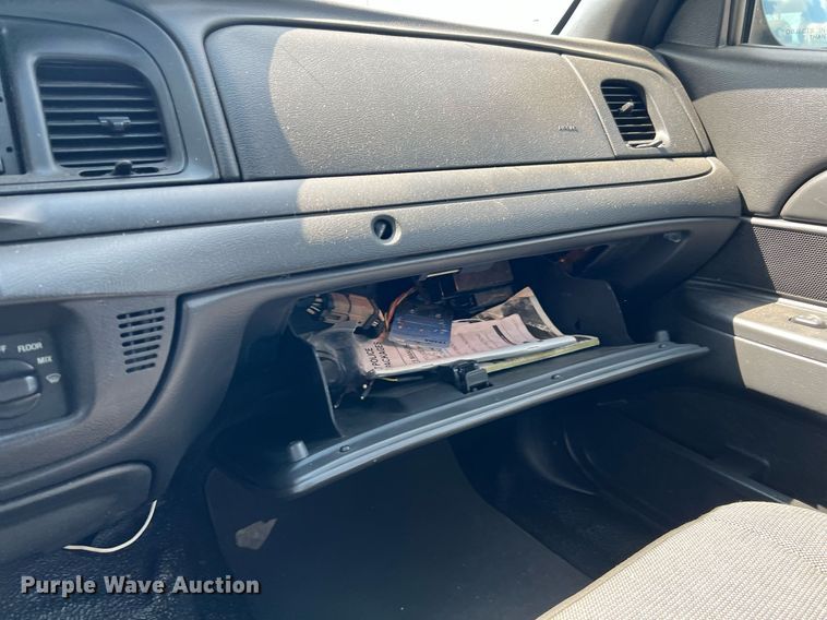 image for item LF9496 2007 Ford Crown Victoria  Police Interceptor