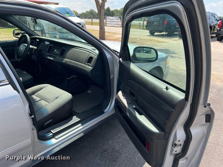 image for item LF9496 2007 Ford Crown Victoria  Police Interceptor