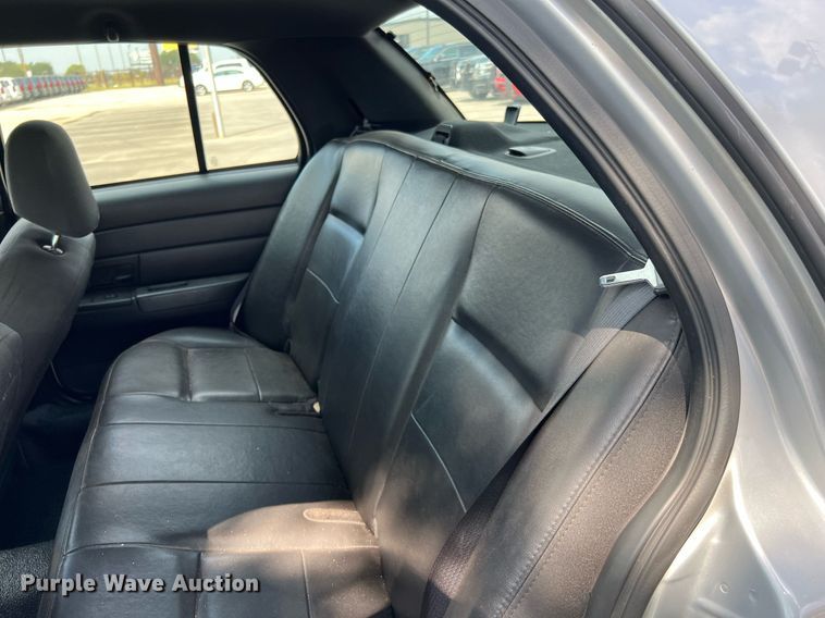 image for item LF9496 2007 Ford Crown Victoria  Police Interceptor