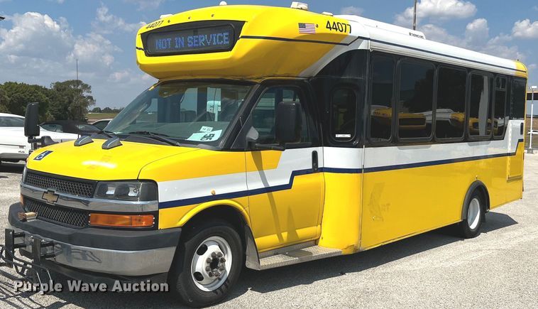 image for item LF9497 2017 Chevrolet Express  shuttle bus