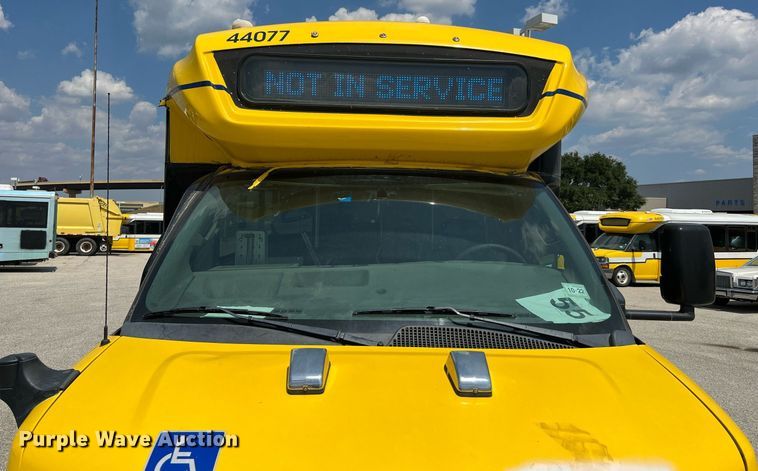 image for item LF9497 2017 Chevrolet Express  shuttle bus