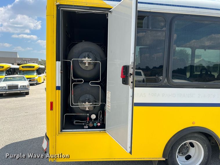 image for item LF9497 2017 Chevrolet Express  shuttle bus