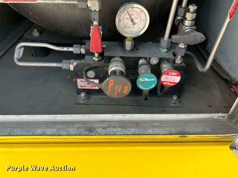 image for item LF9497 2017 Chevrolet Express  shuttle bus