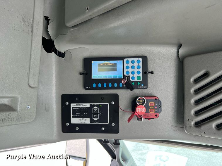 image for item LF9497 2017 Chevrolet Express  shuttle bus