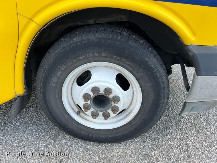 image for item LF9497 2017 Chevrolet Express  shuttle bus