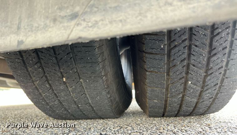 image for item LF9497 2017 Chevrolet Express  shuttle bus