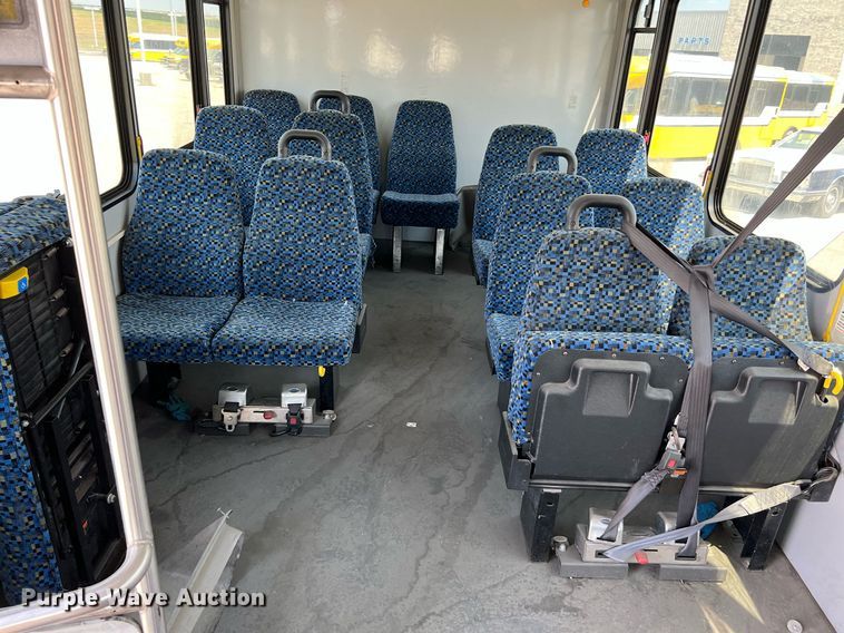 image for item LF9498 2016 Chevrolet Express  shuttle bus