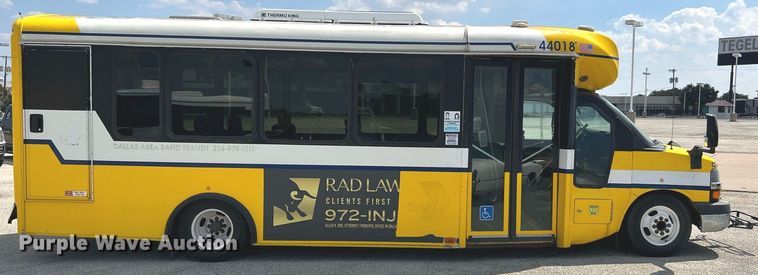 image for item LF9499 2016 Chevrolet Express  shuttle bus