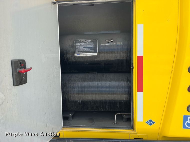 image for item LF9499 2016 Chevrolet Express  shuttle bus