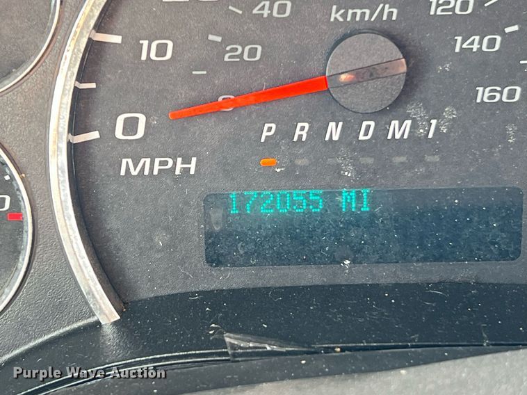 image for item LF9499 2016 Chevrolet Express  shuttle bus