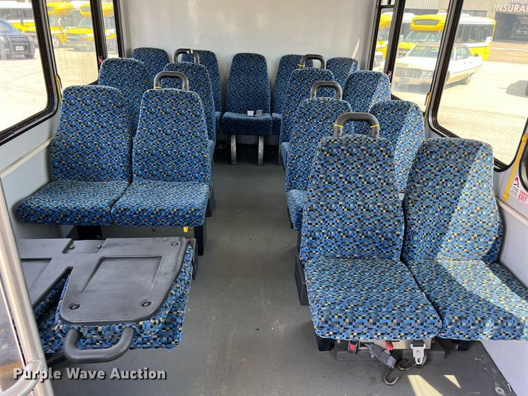 image for item LF9499 2016 Chevrolet Express  shuttle bus