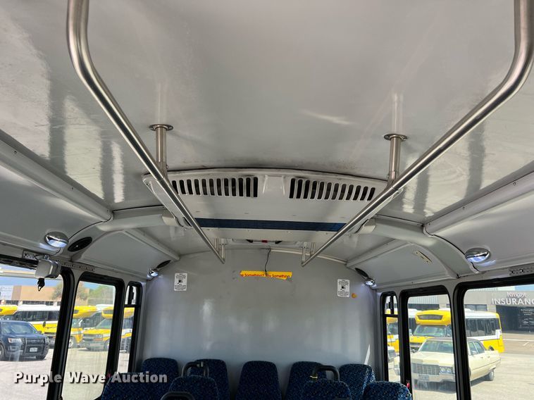 image for item LF9499 2016 Chevrolet Express  shuttle bus