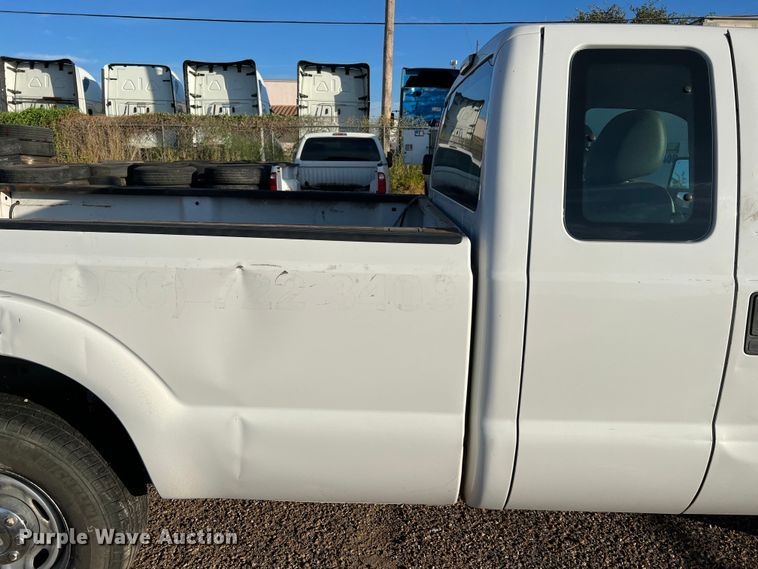 image for item LF9503 2012 Ford F250 Super Duty  SuperCab pickup truck