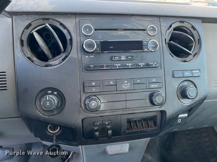 image for item LF9503 2012 Ford F250 Super Duty  SuperCab pickup truck