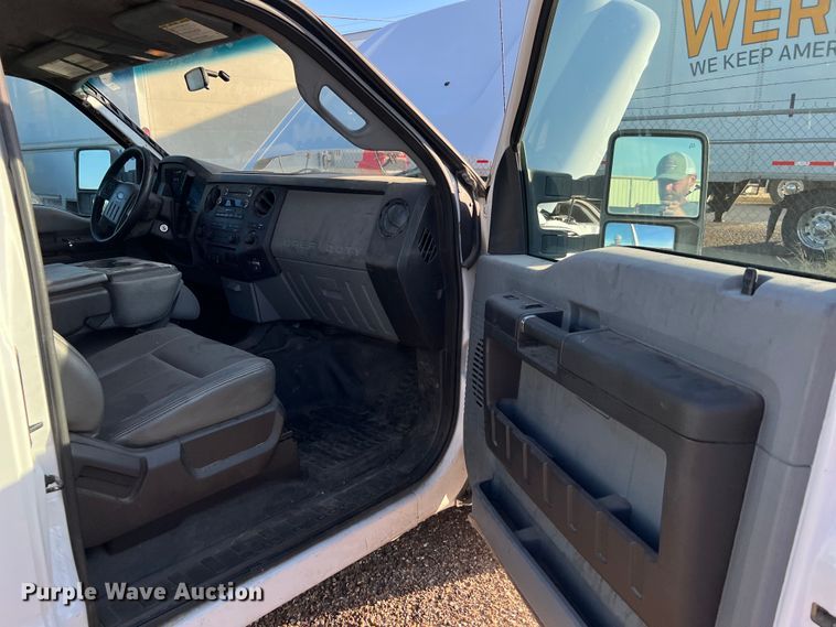 image for item LF9503 2012 Ford F250 Super Duty  SuperCab pickup truck