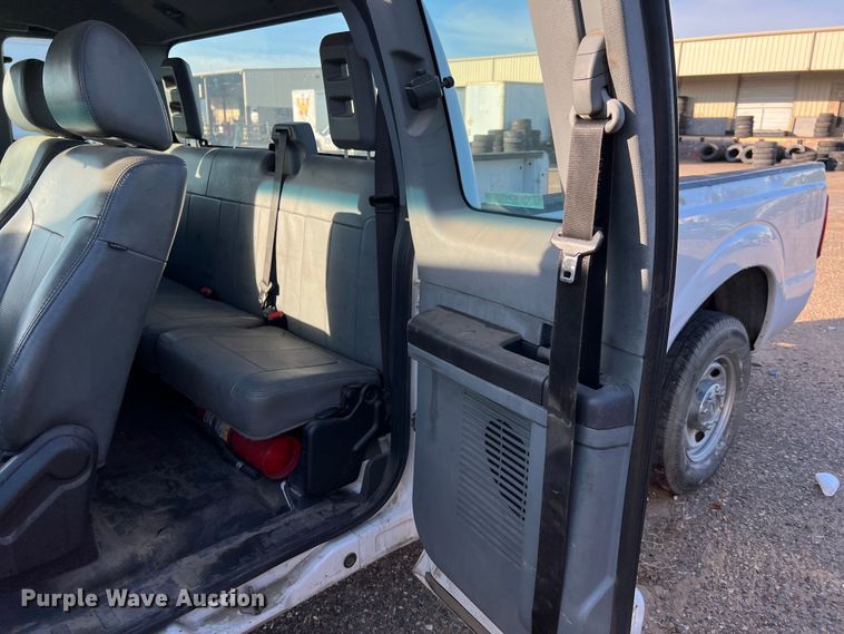 image for item LF9503 2012 Ford F250 Super Duty  SuperCab pickup truck