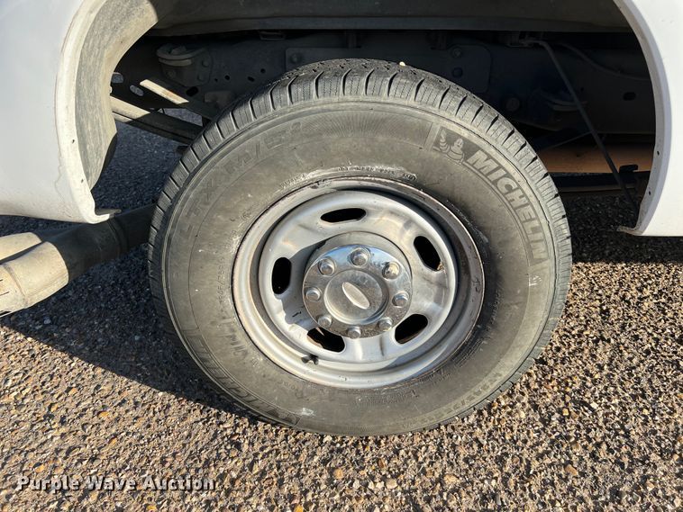 image for item LF9503 2012 Ford F250 Super Duty  SuperCab pickup truck