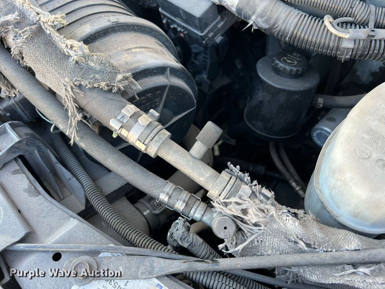 image for item LF9504 2016 Chevrolet Express  shuttle bus