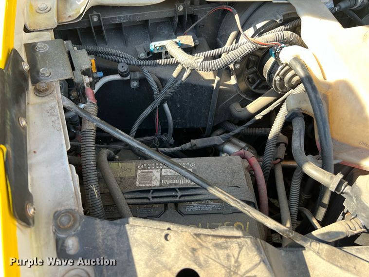 image for item LF9505 2018 Chevrolet Express  shuttle bus