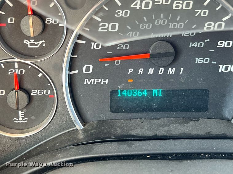 image for item LF9506 2018 Chevrolet Express  shuttle bus