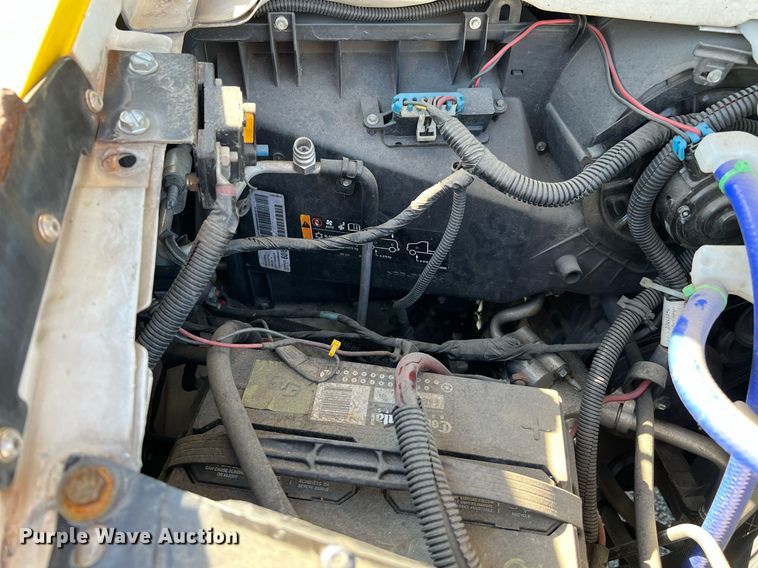 image for item LF9506 2018 Chevrolet Express  shuttle bus