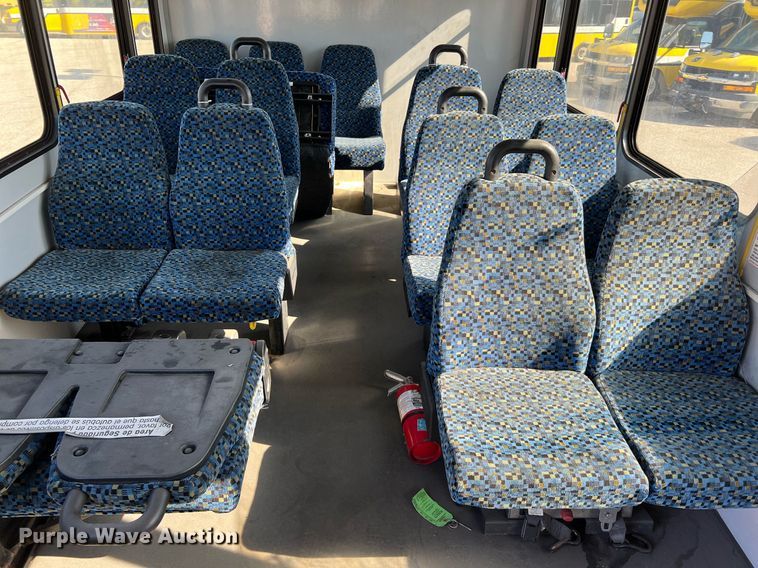 image for item LF9507 2017 Chevrolet Express  shuttle bus