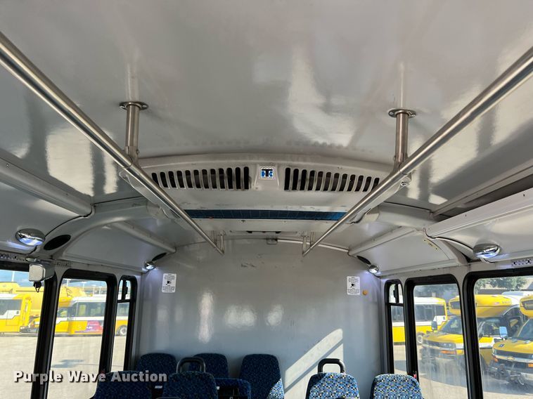 image for item LF9507 2017 Chevrolet Express  shuttle bus