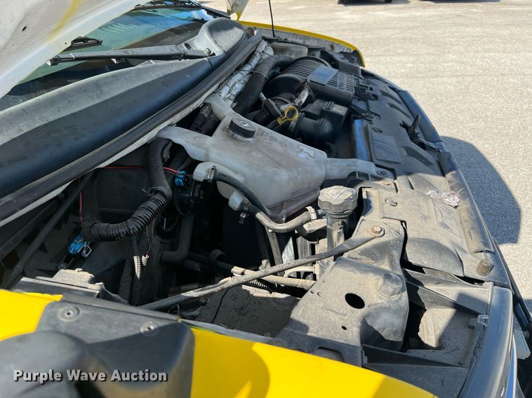 image for item LF9507 2017 Chevrolet Express  shuttle bus