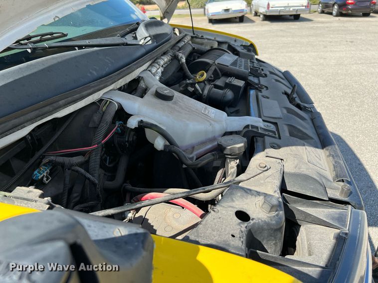 image for item LF9508 2017 Chevrolet Express  shuttle bus