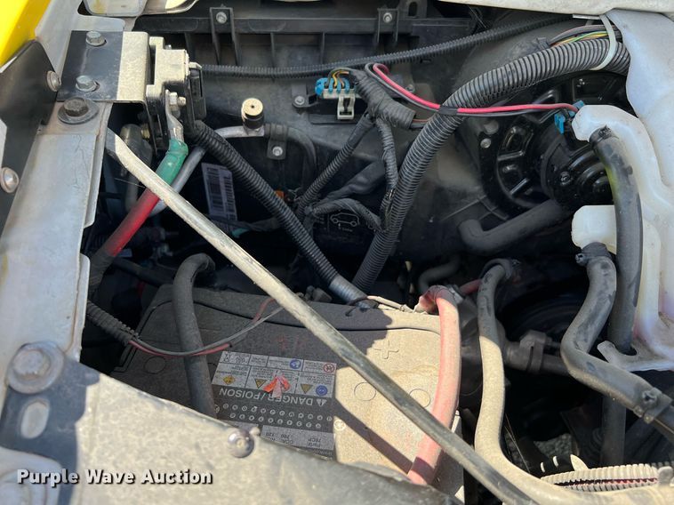 image for item LF9508 2017 Chevrolet Express  shuttle bus