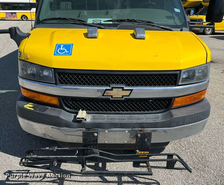 image for item LF9510 2016 Chevrolet Express  shuttle bus