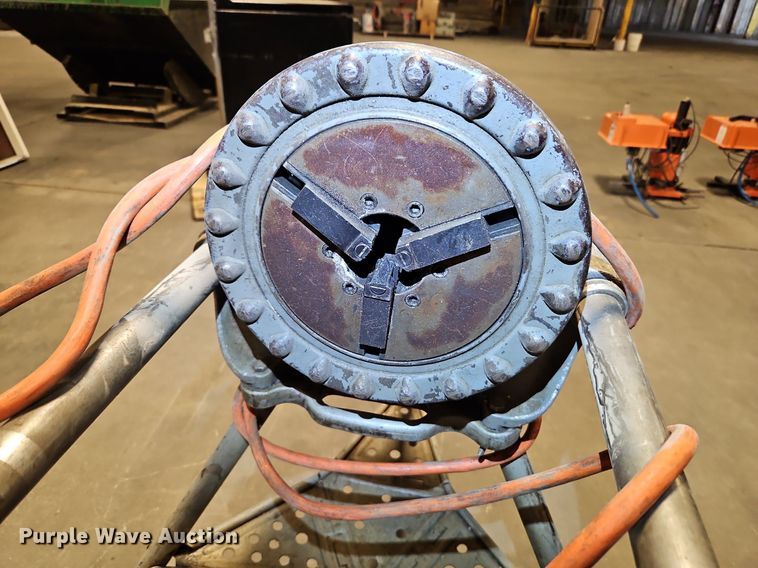 image for item LM9134 Ridgid 300  pipe vice with tripod stand