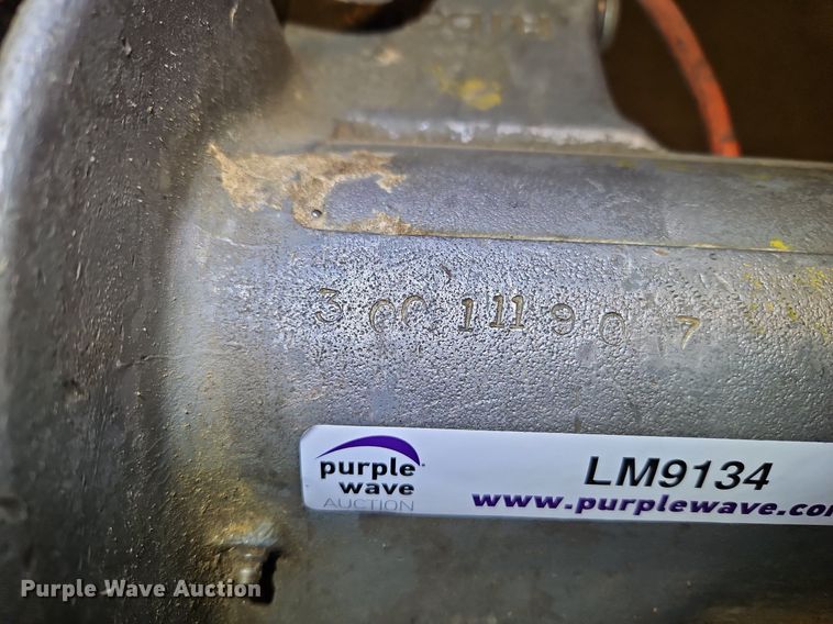 image for item LM9134 Ridgid 300  pipe vice with tripod stand