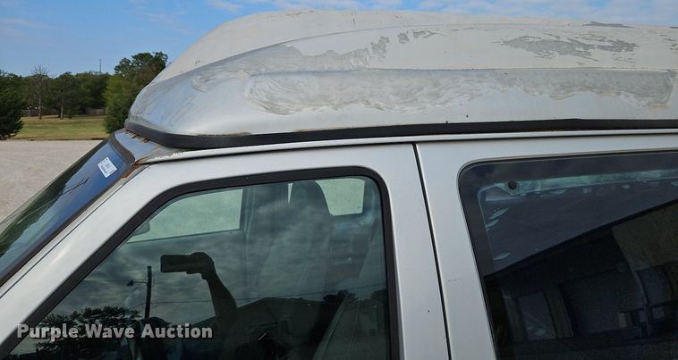 image for item LM9144 2002 Ford E350 Super Duty XL  handicap accessible van