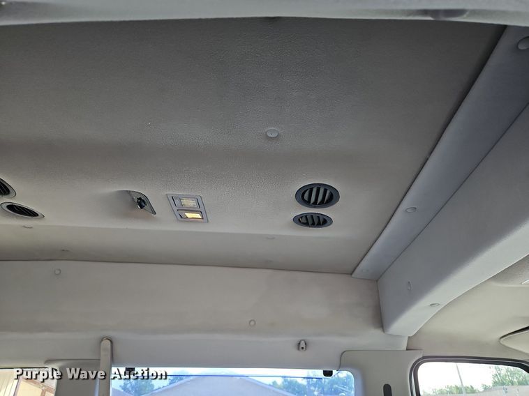 image for item LM9144 2002 Ford E350 Super Duty XL  handicap accessible van