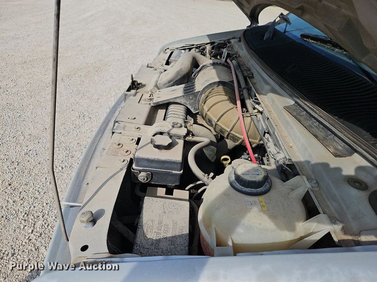 image for item LM9144 2002 Ford E350 Super Duty XL  handicap accessible van