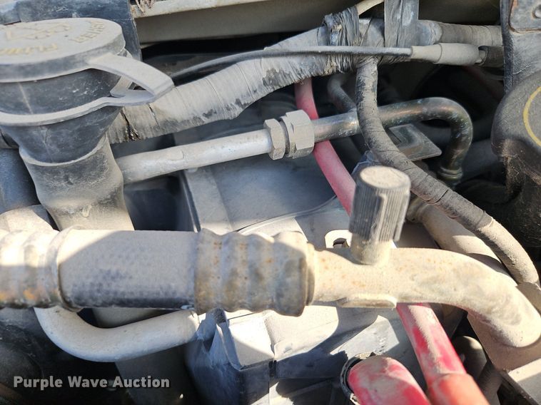 image for item LM9144 2002 Ford E350 Super Duty XL  handicap accessible van