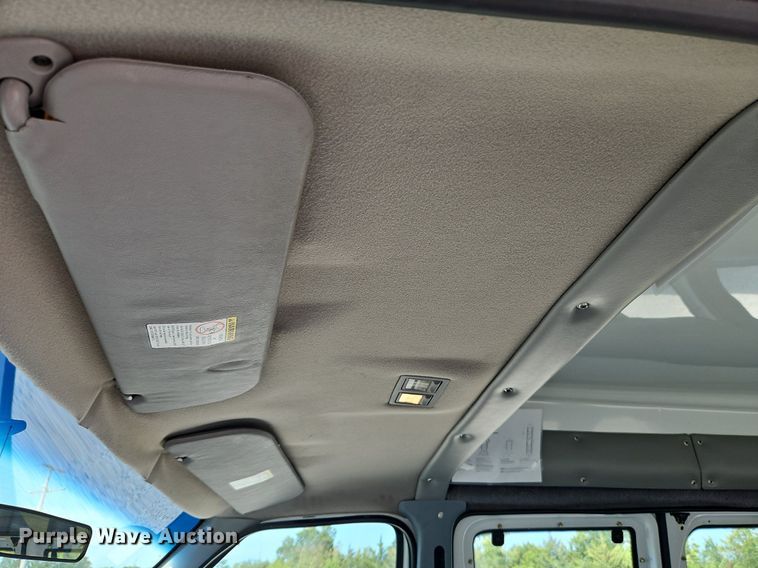 image for item LM9145 2001 Ford E250  handicap accessible van