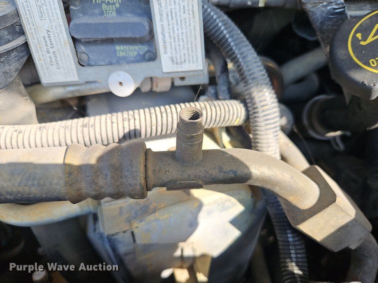 image for item LM9145 2001 Ford E250  handicap accessible van