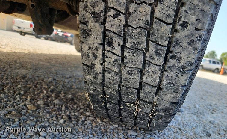 image for item LM9145 2001 Ford E250  handicap accessible van