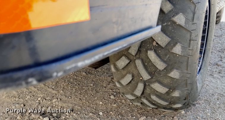 image for item LN9828 Club Car golf cart