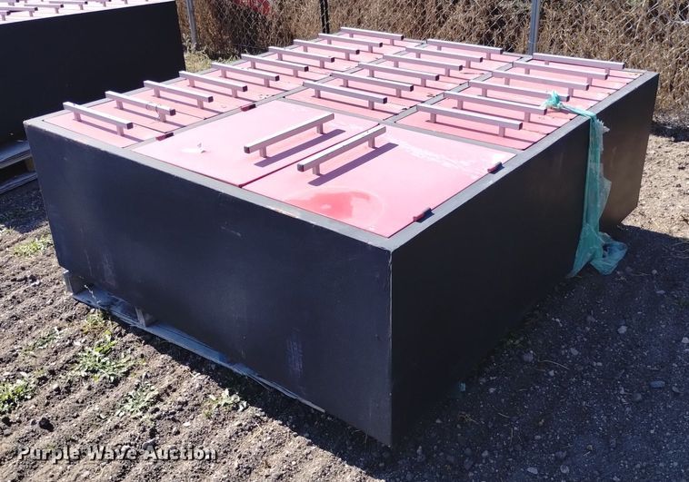 image for item LN9848 (2) toolboxes