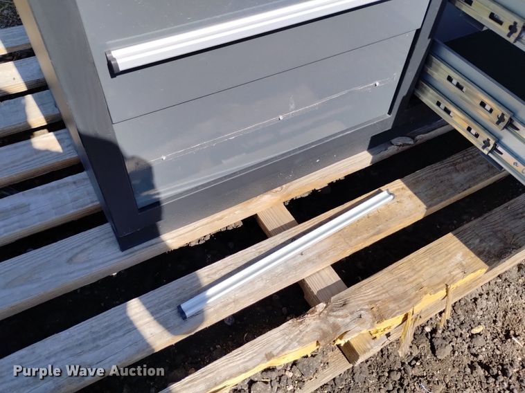 image for item LN9852 TMG  WB20DS toolbox