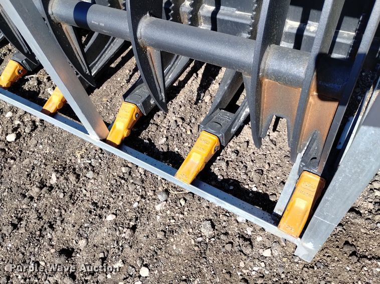 image for item LN9853 76