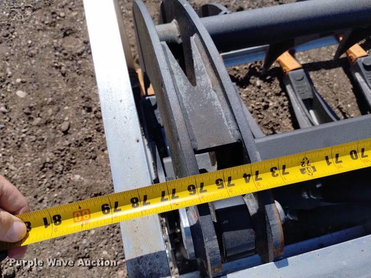 image for item LN9853 76